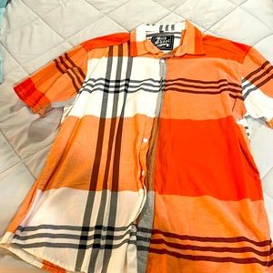 Old Skool button up tee.